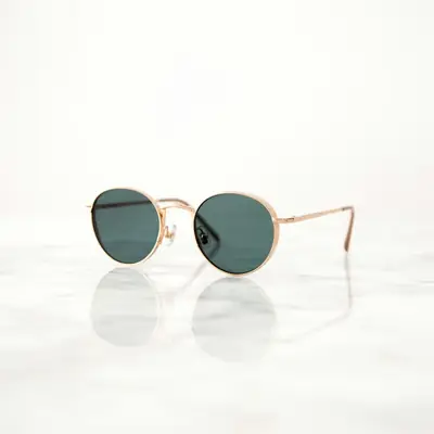 Round sunglasses with thin gold frames